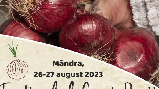 Mândrenii se pregătesc de sărbătoarea cepei roșii