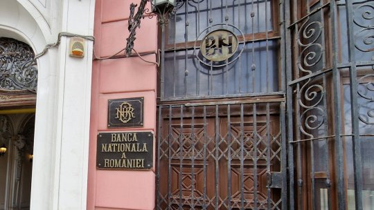 Numerele de telefon ale BNR, folosite fraudulos