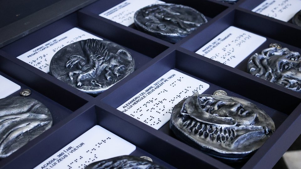 "Cele două fețe ale monedei. Mijloace de schimb " Capodopere ale artei", expoziție temporară la Muzeul BNR