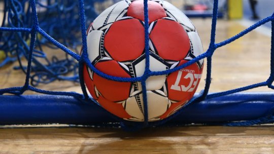 Echipa de handbal feminin Corona Brașov a suferit prima înfrângere în acest sezon