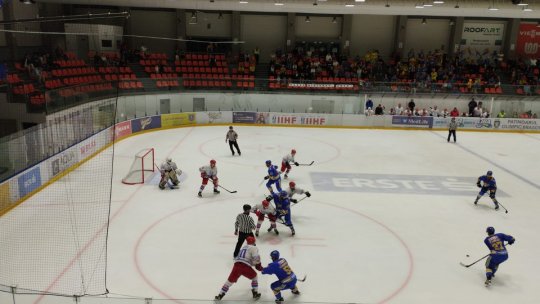 Hocheiștii Coronei au început cu o victorie noul sezon din Campionatul Național