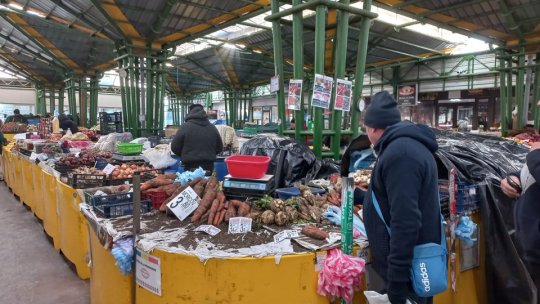 AUDIO Piețele din Brașov, aproape goale, din cauza gerului