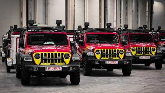 Două autospeciale noi destinate intervenţiilor în zone greu accesibile, pentru Salvamont Brașov