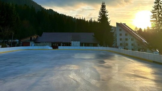 După 3 ani de pauză, s-a redeschis patinoarul din Poiana Brașov