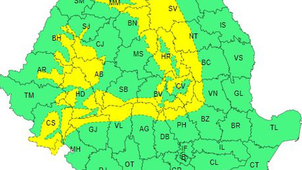 Avertizare meteo de vânt, polei, ploi și ninsori, în toată țara, până vineri dimineața