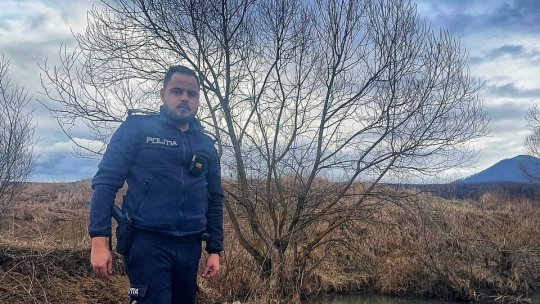 Intervenția rapidă a unui polițist brașovean a salvat un bărbat de la sinucidere