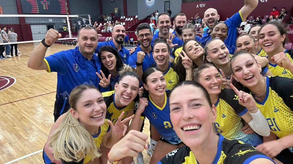 Volei feminin: Corona Brașov, meci cu Dinamo la debutul în fața propriilor fani