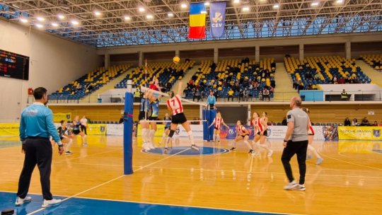 Volei: Corona Brașov a cedat  în fața echipei Dinamo București