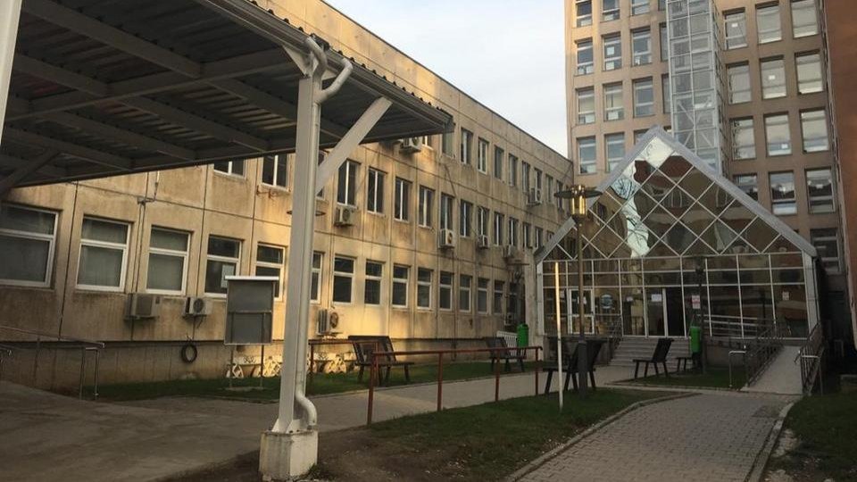 Tot fără linii de gardă la Chirurgie plastică și Oftalmologie, la Spitalul Județean Brașov