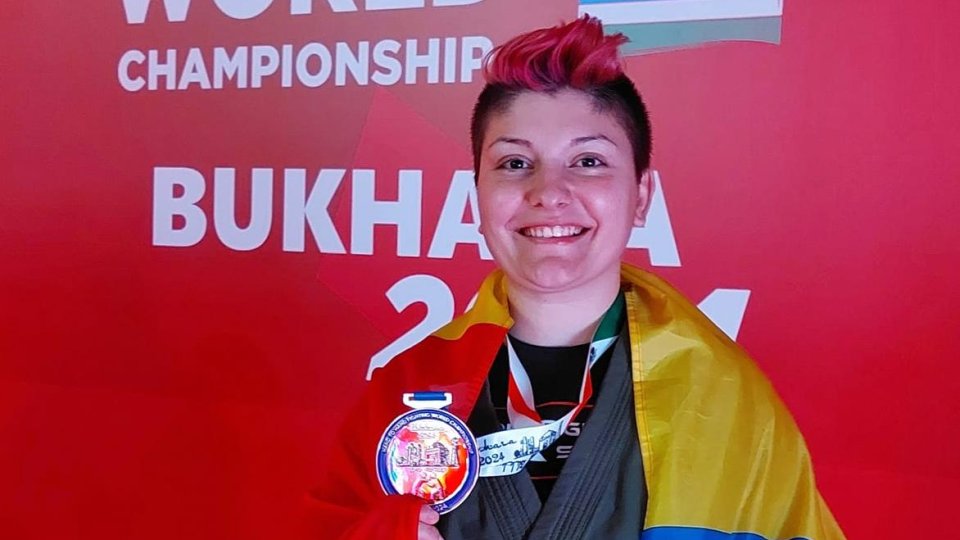 Brașoveanca Diana Porumbu, vicecampioană mondială la Hand to Hand Fighting