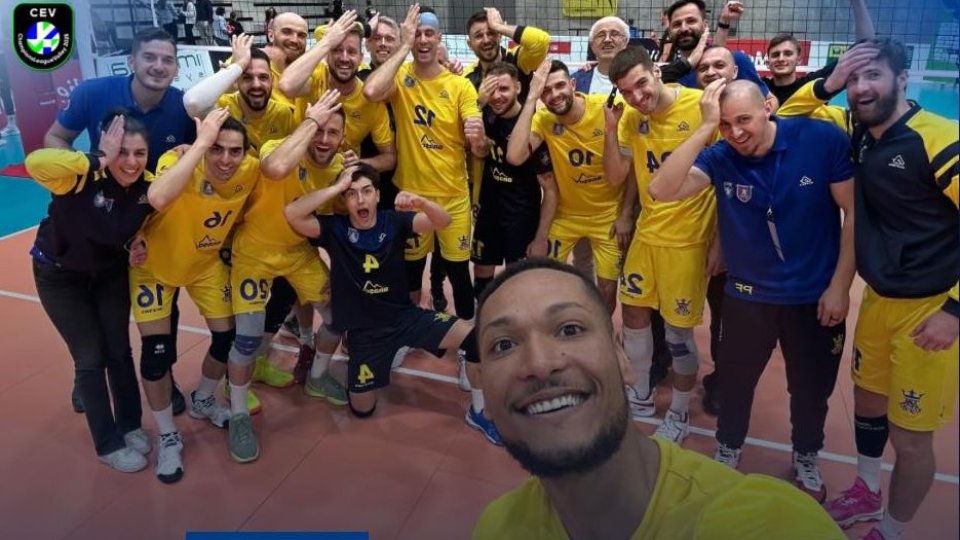 Volei masculin: Corona Brașov, victorie în Elveția, în Liga Campionilor