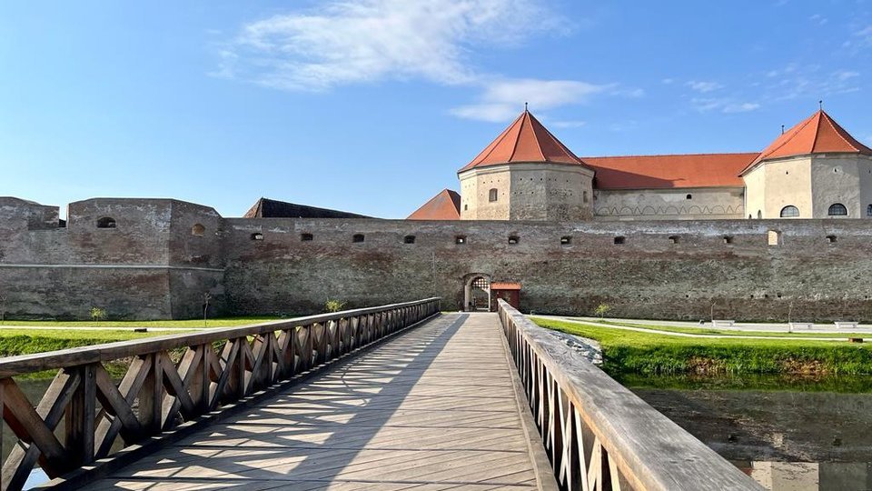 Cetatea Făgăraș poate fi admirată printr-un tur virtual 3D