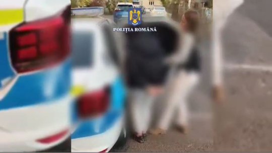 Persoane reținute pentru înșelăciuni