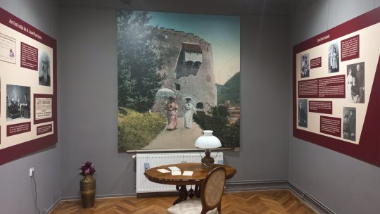 Expoziție despre Elena Mureșianu
