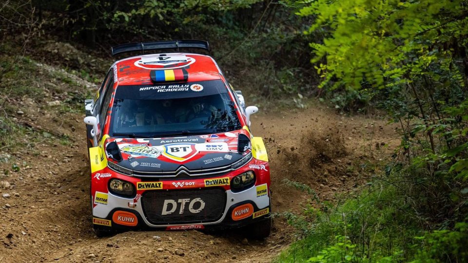 Raliu. Brașovenii Norbert Maior şi Francesca Maior au câştigat Vâlcea Rally