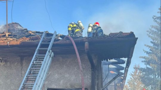 Incendiu la o casă de pe strada Roșiorilor din Brașov