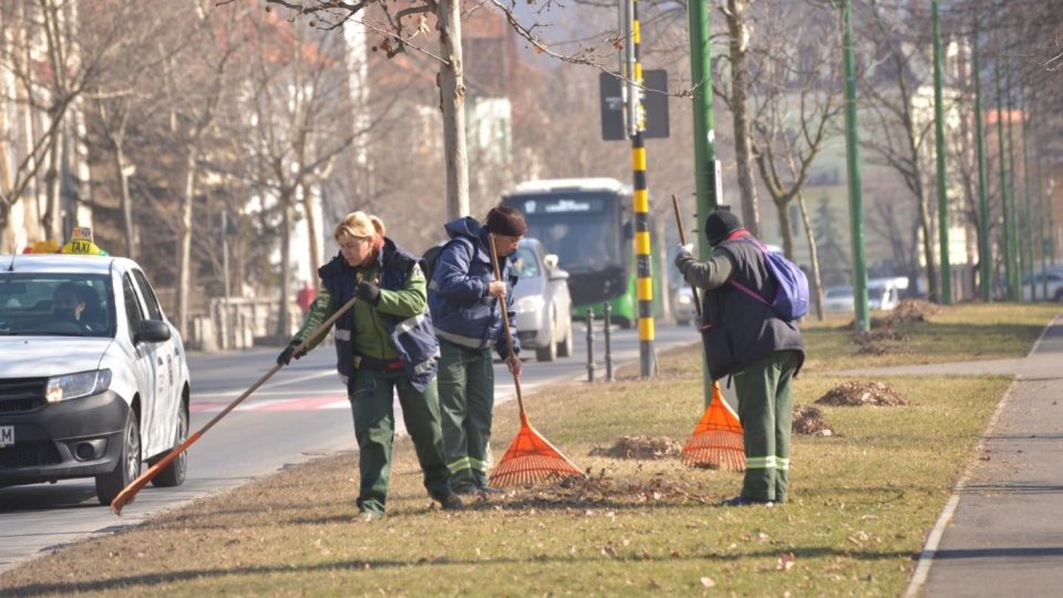 ”Luna curățeniei de toamnă” începe de săptămâna viitoare