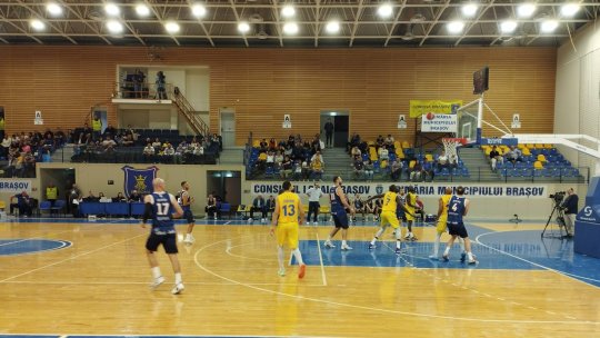 Baschet masculin: Corona a câștigat meciul contra celor de CSM Târgu Mureș