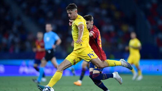 Fotbal: Victor Dican a fost convocat în premieră la echipa națională de seniori