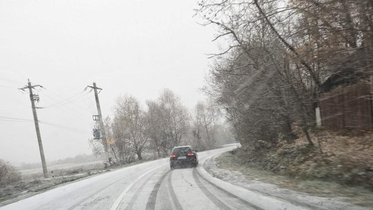 Echipați mașinile cu anvelope de iarnă!