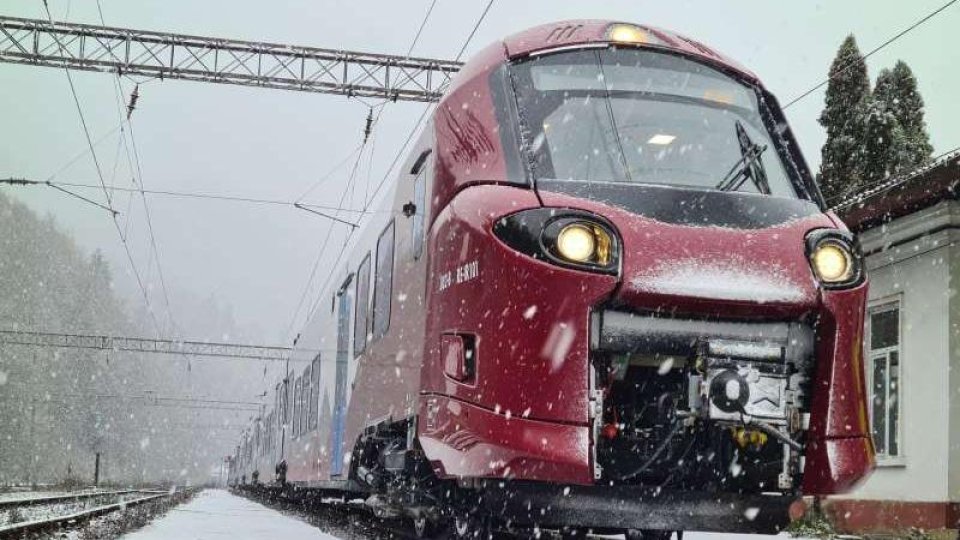 Primul tren cumpărat de România în ultimii 20 de ani va circula pe ruta București - Brașov