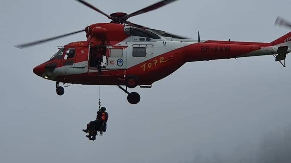 Zăpadă, ceaţă şi vânt puternic la munte, avertizează salvatorii montani