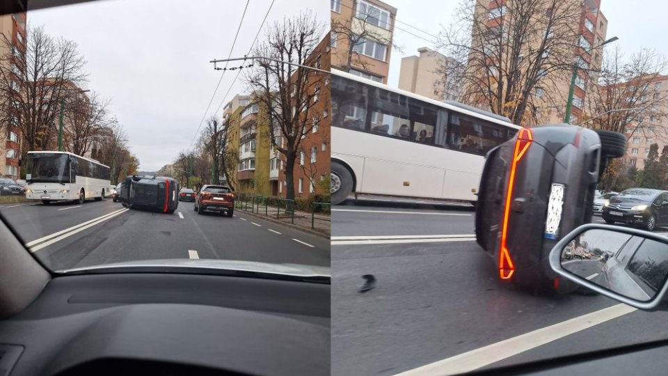 Autoturism răsturnat pe Bulevardul Griviței
