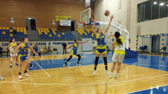 Baschet: CSU Brașov a fost învinsă pe teren propriu