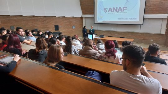 Angajații ANAF Brașov au fost profesori pentru o zi