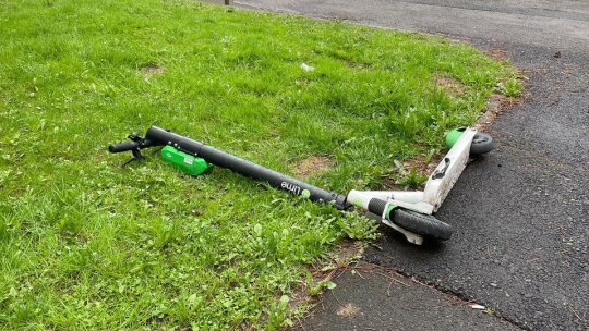 Trotinetele electrice de închiriat vor fi interzise la Brașov