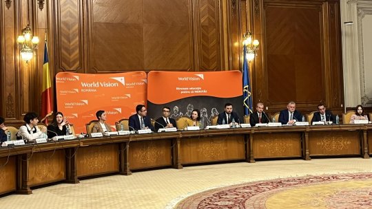 Raport World Vision: Un sfert dintre copiii din mediul rural se culcă seara flămânzi