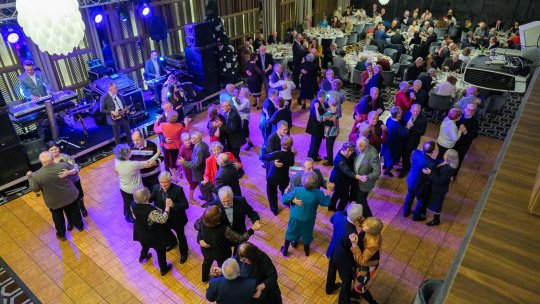 Cuplurile care au împlinit 50 de ani de căsătorie, așteptate să se înscrie la „Nunta de Aur”