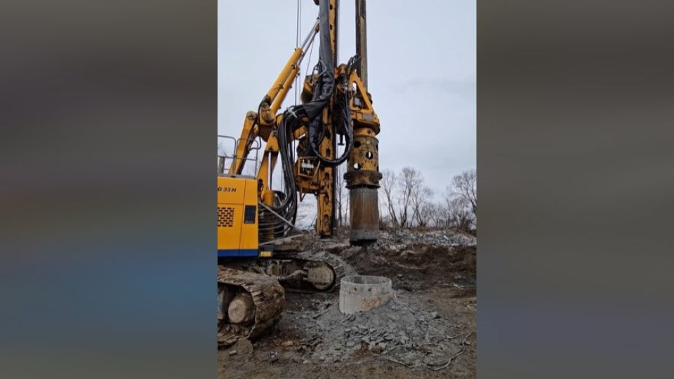 Au început lucrările la primul pod de pe autostrada A13 Sibiu – Făgăraș