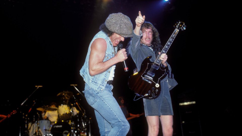 AC/DC pleacă în turneu, în SUA, după 8 ani de pauză
