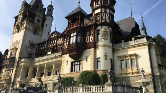 Castelul Peleş, închis parţial pentru turişti