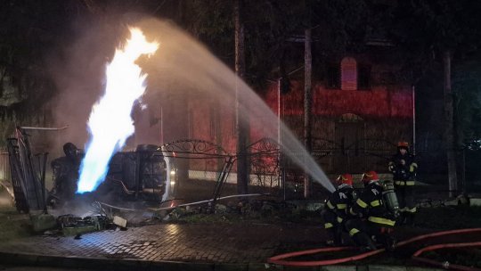 VIDEO Accident urmat de incendiu, în municipiul Făgăraș