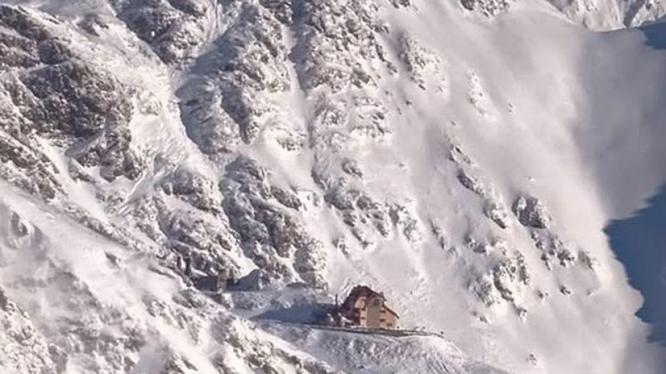 Pericol de avalanșe în Munții Făgăraș!