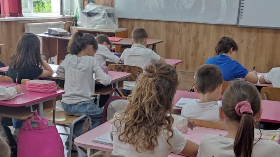 Elevii foarte buni la învățătură ar putea să parcurgă doi ani școlari într-unul
