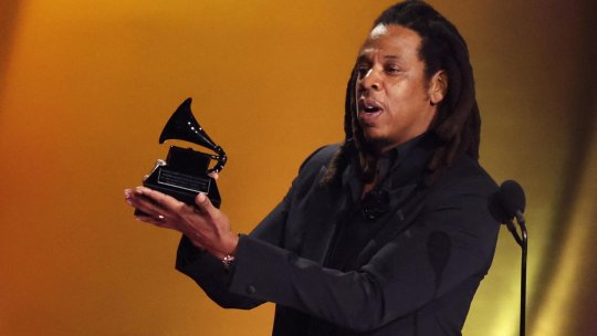 Jay-Z a fost acuzat că a violat o adolescentă de 13 ani împreună cu P. Diddy