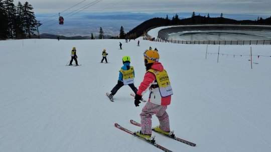 Tabere de schi pentru elevi în Poiana Brașov