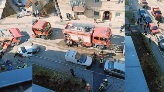 Incendiu la subsolul unui bloc din Codlea. 20 de persoane evacuate cu ajutorul jandarmilor