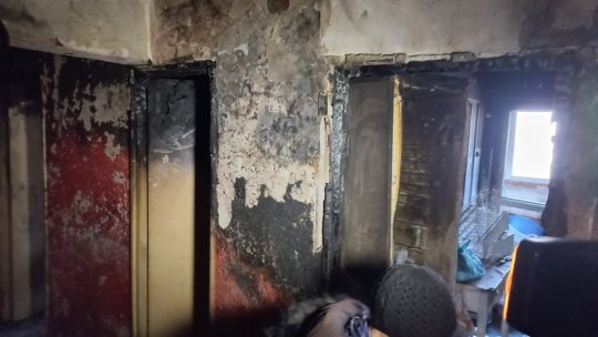 O brașoveancă de 80 de ani ne cere, disperată, ajutorul, după ce casa i-a luat foc!