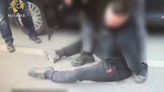 Arestați preventiv pentru trafic de droguri de risc și mare risc