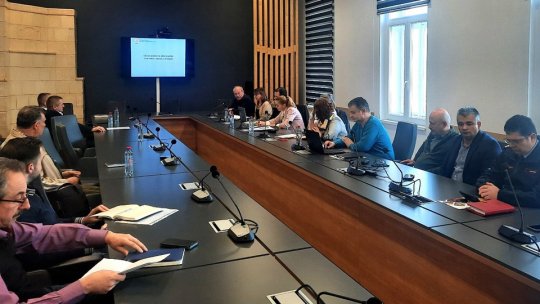 Centrala Hidroelectrică de la Voila mai are puțin și se revarsă. Are nevoie urgentă de decolmatare