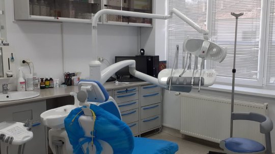 Contracte pe șase luni pentru închirierea cabinetelor stomatologice din clădirea Primăriei Brașov