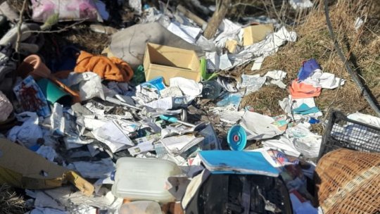 Gunoaie descoperite pe Valea Doftanei