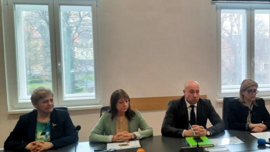 Campania națională "Consumul de droguri ne priveşte pe toţi" intră în unitățile turistice, la Massif și la aeroport