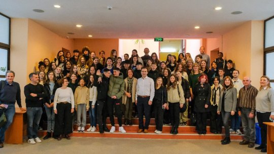 Tinerii din Franța, Grecia și România au învățat, de la reprezentanții Primăriei, principiile comunicării și implicării cetățenilor