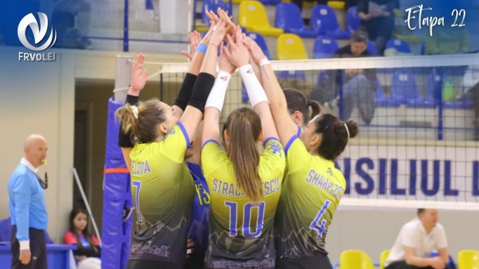 Echipa feminină de volei Corona Brașov a pierdut în deplasare