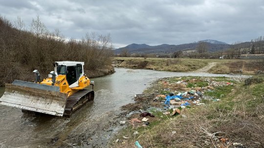 Voluntarii sunt așteptați să ajute la ecologizarea pârâului Ghimbășel